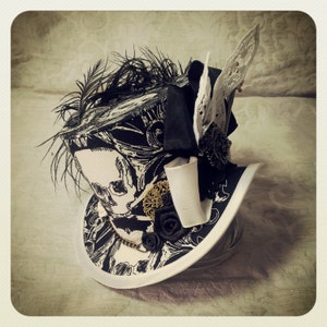 Pirate mini top hat, Steampunk pirate hat handmade for Cosplay, Renaissance and Festival costumes