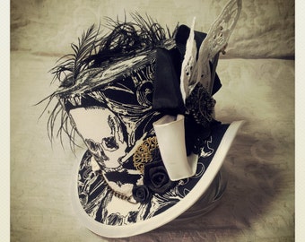 Pirate mini top hat, Steampunk pirate hat handmade for Cosplay, Renaissance and Festival costumes