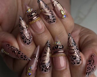 Gyaru Nails | Zebra & Leopard Pattern Nails | Gold Chain Nail Ring Nail Bracelet | Luxury Butterfly Press Ons | Handmade Nails | Nail Gems