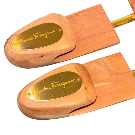 Salvatore Ferragamo | Cedar Wood Shoe Trees | Size Medium M  display picture 3