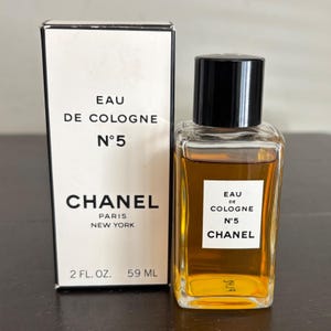 Vintage Chanel nr. 5 | Eau de Keulen | 2 Fl Oz | Splash W-box | Parijs New York