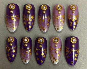 Elegant Purple Floral 3D Press-On Nails with Gold Accents, Handcrafted Nail Art for a Glamorous Look – Custom Sizes Available
