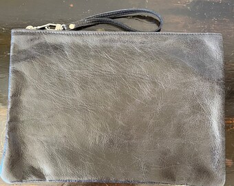 Handmade Leather Makeup Bag, Leather Clutch Purse perfect for traveling, Perfect Gift for Wife Mom Sister and Girlfriend