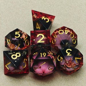 Black Dark Starry Sky DnD Würfelset für Magic Game, Galaxy Dungeons and Dragons Würfelset für DnD Geschenke, Resin D&D Würfelset