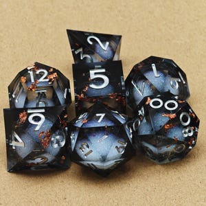 Flüssiger Kern Sternenhimmel DnD Würfel Set für Dungeons und Dragons Geschenke, Galaxy Dungeons und Dragons Würfelset für DnD Geschenke, D20 D und D Würfel Set