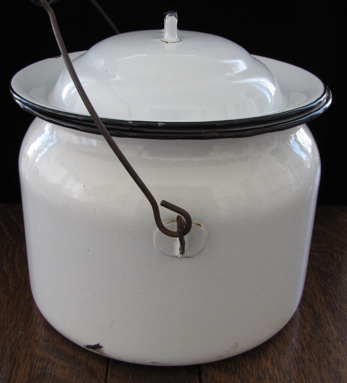 Vintage Porcelain Pot with Lid / FREE SHIPPING to Canada & USA Etsy