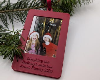 Personalised Christmas Holidays Photo Frame Ornament for Instax Mini film, Hanging Frame with Matching Ribbon, Customise Your Own Text.
