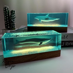 Ocean Resin Lamp Whale Shark Decor | LED Underwater Night Light | Handmade Epoxy Sea Aquarium Block | Unique Marine Gift for Ocean Lovers