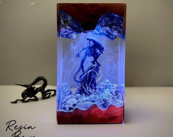 Handmade Alien Resin Lamp – Sci-Fi Night Light, LED Epoxy Art Decor, Space Monster Gift, Unique Resin Sculpture for Collectors