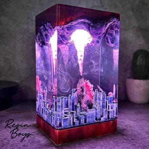 Godzilla night lamp - Etsy 日本
