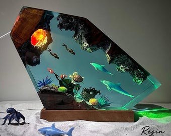 Ocean Resin Lamp, Dolphin Turtle Whale Night Light, Resin Wood LED Lamp, Ocean Decor, Underwater Resin Art, Coastal Gift, Desk Lamp