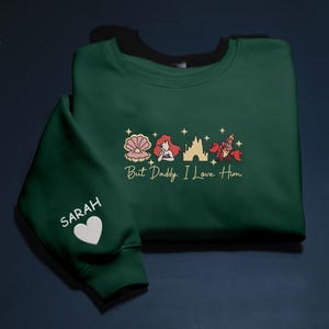 Moletom bordado da Ariel, a Pequena Sereia, com frases de amor bordadas, bordado personalizado, conjunto para casal, presente para esposa, presente para namorada. imagem 4