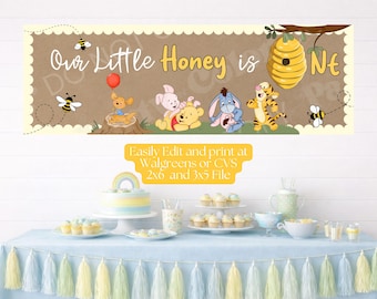Plantilla imprimible para pancarta de cumpleaños "Our Little Honey is One", pancarta de Winnie, decoración para fiestas de primer cumpleaños en Canva (descarga digital).