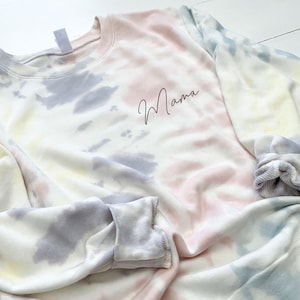 Spiral Tie Dye Mama Sweatshirt: Soft Cotton Blend