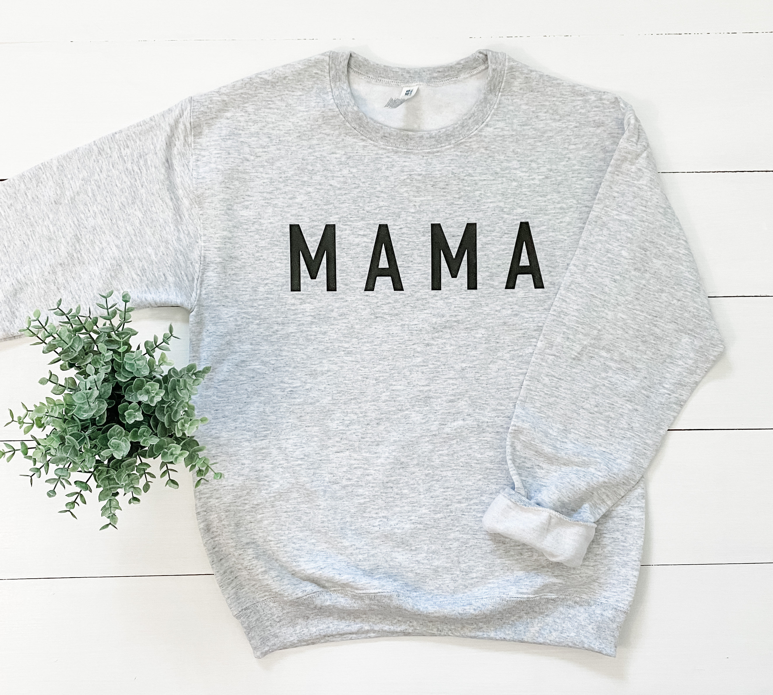 Round Neck Dropped Shoulder MAMA Graphic Sweatshirt main image 0