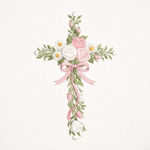 Może przedstawiać: Haftowany wzór krzyża z różowymi różami, białymi stokrotkami i zielonymi liśćmi. Różowa wstążka jest zawiązana na środku, na białym tle. Krzyż jest ozdobiony delikatnymi detalami kwiatowymi, tworząc miękką i elegancką estetykę.