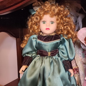 MELISSA JANE PORCELAIN Doll &#39;98 By Victorian Pearls and Lace