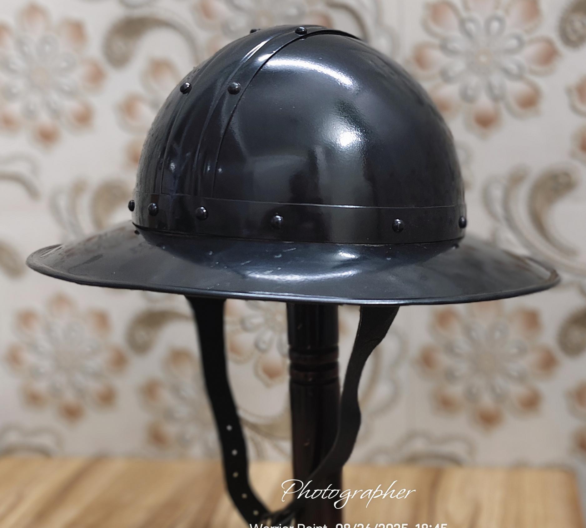 CASQUE DE CHEVALIER Tirelire - Casque De Chevalier Décoration Figurine