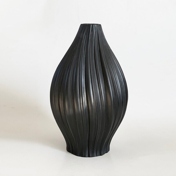 Rare German XL Porcelain Black Matte Vase - M. Freyer for Rosenthal  Studio Linie 1960s