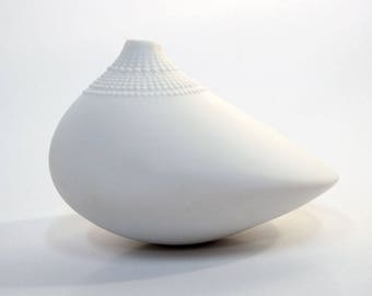 White Porcelain Pollo Vase - Wirkkala for Rosenthal