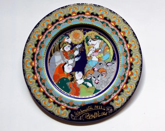 Vintage Bjorn Wiinblad Christmas Plate 1977 by Rosenthal "Adoration of the Shepherds"