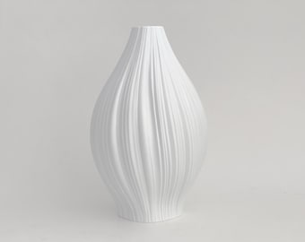 モダニストの大きな白い磁器「プリセ」花瓶 - M. フレイヤー、ローゼンタール 1960 年代