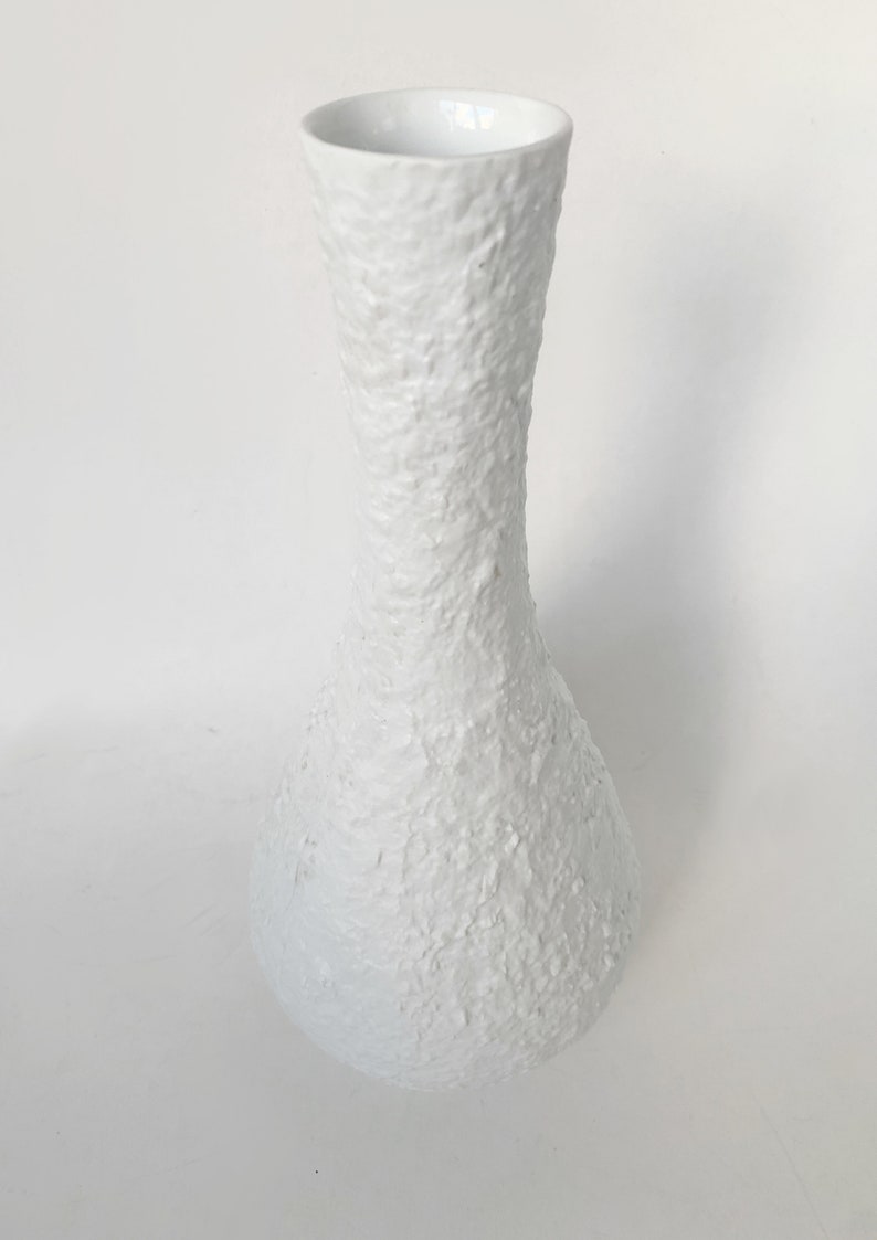 Vintage German Tall White Organic Relief Vase Edelstein 70s image 3