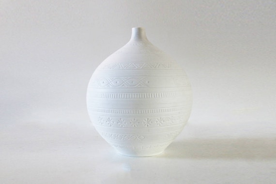 Mid Century Large White Bisque Round Vase Geometric Pattern Uk Mid Century Large White Bisque Round, Large Round White Vase Uk