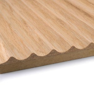 Paneles de pared acanalados de roble natural