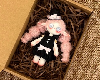 Boneca com Olhos de Botão: Boneca Mágica Cabeleireira Rosa Feita à Mão