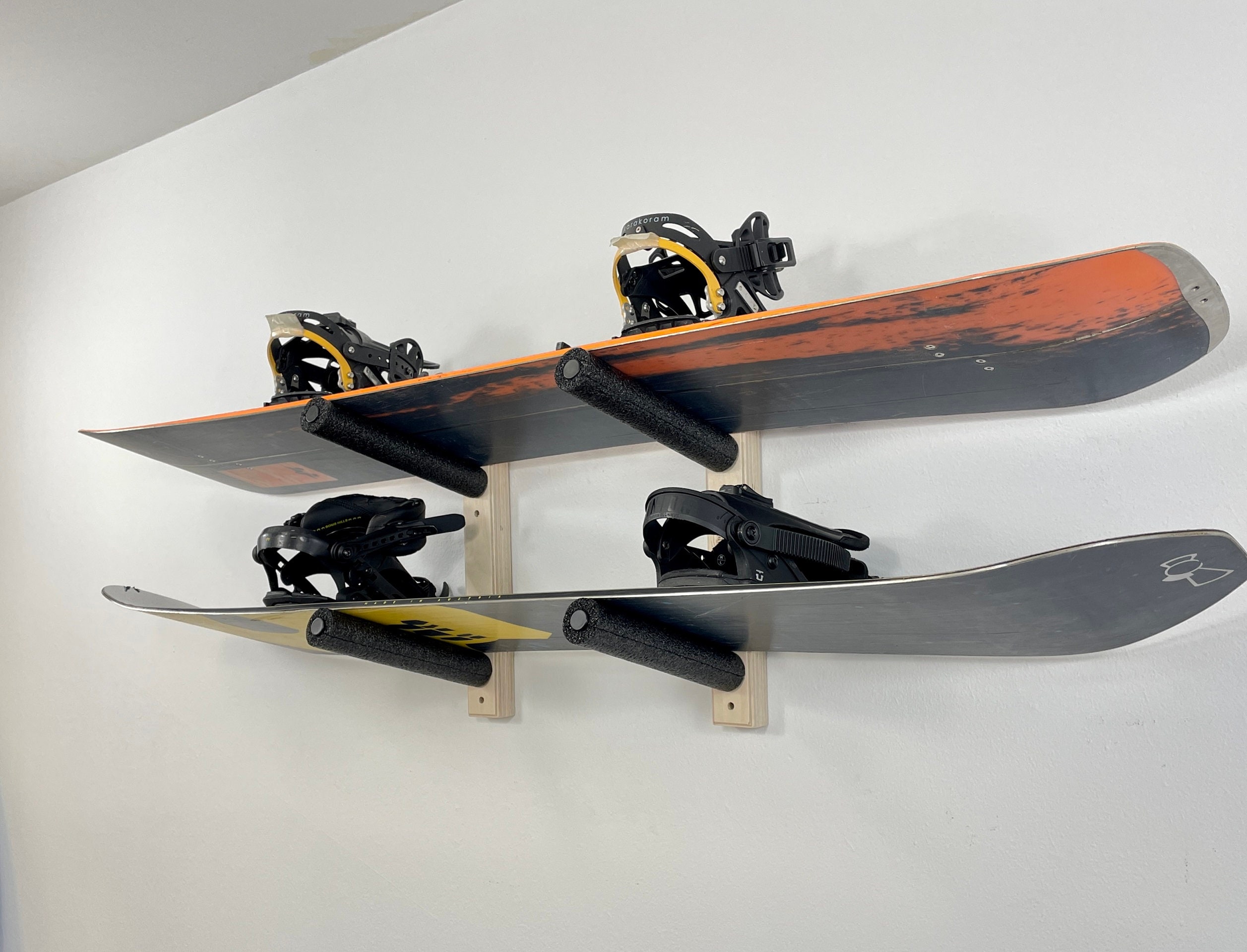 Snowboard stand sale