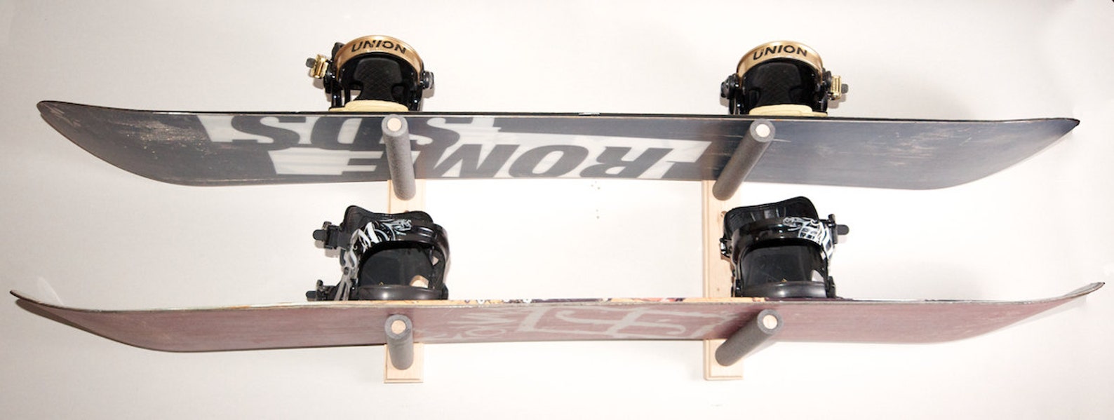 Snowboard Wall Rack Mount Holds 2 Boards - Etsy