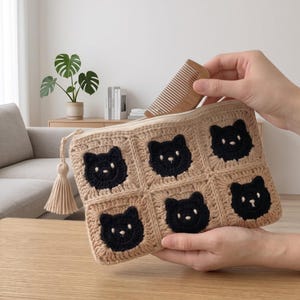Neceser de ganchillo hecho a mano, neceser de maquillaje personalizado, bolsa con cordón personalizada, organizador de belleza de viaje, regalo para ella.