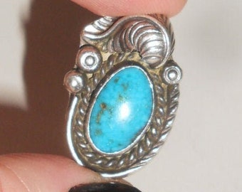 Bisbee Turquoise Ring Peyote Button Detail Dead Pawn Navajo Hand Made Stone Ring- Vintage Native American Silver Jewelry