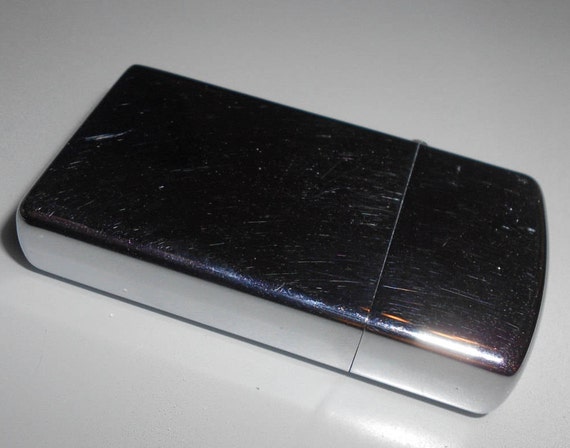 Zippo Lighter Vintage Smaller Sized Classic Zippo… - image 3