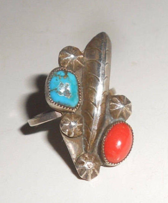 Bisbee Turquoise & Coral Peyote Button Ring Navajo