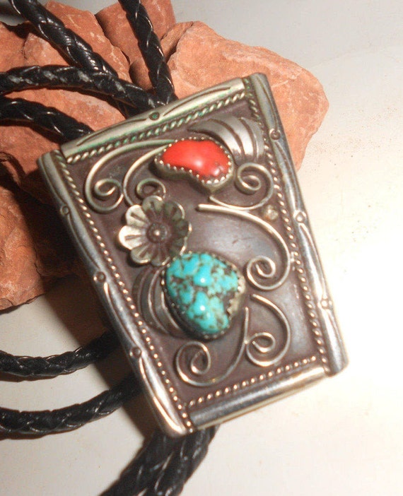 Fantastic Vintage Native American Navajo Signed Kingman Turquoise Coral Sterling Silver Bolo Fantastic Vintage Native American Navajo Signed Kingman Turquoise Coral Sterling Silver Bolo