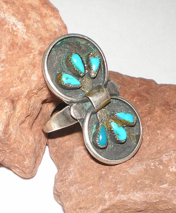 Bisbee Turquoise Ring "Hen's Tooth" Locked Rings … - image 1