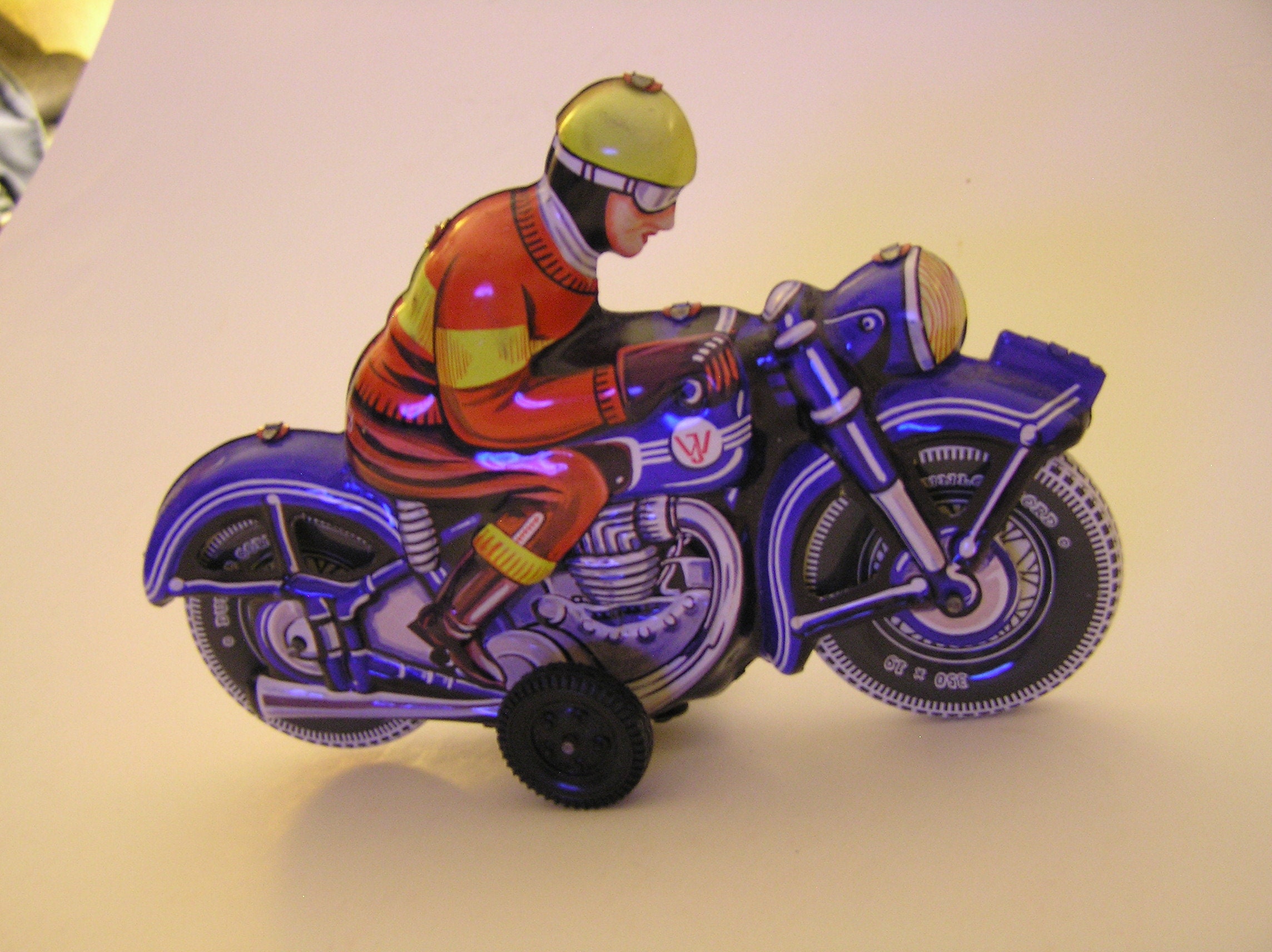 Polizist Reiten Motorrad Modell Wind up Uhrwerk Tin Toy Collectibles Neu