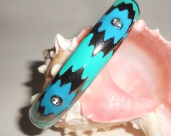 Turquoise Enameled Bracelet Vintage 60s Tribal Hinged Bangle Bracelet Beautiful Southwestern Design Beauty