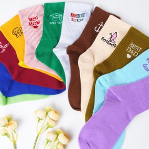 Personalized Embroidery Socks, Custom Text Logo Socks,Unisex Cotton Socks,  Party Socks, gifts for dad, mom, husband, wife, best friend。