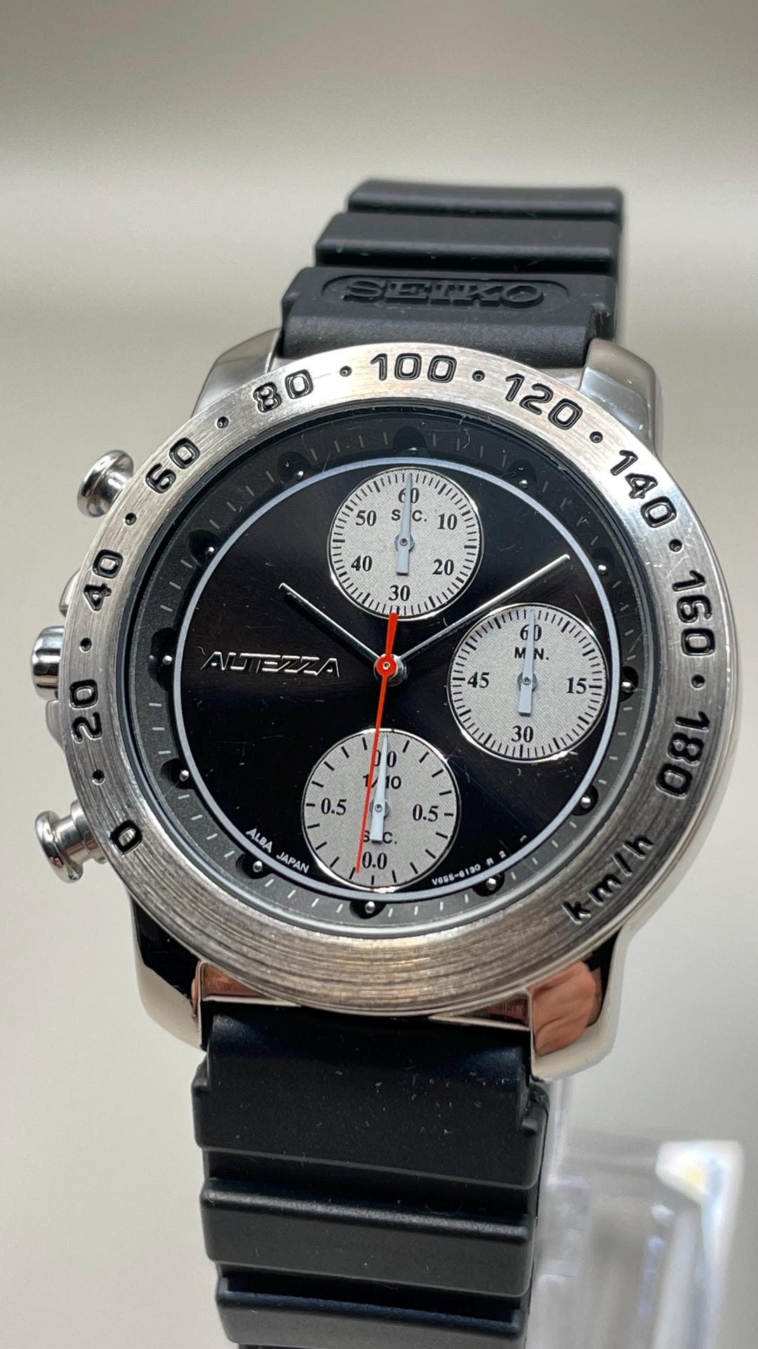 【YUZKABOS】リモールド SE530+高域2BA Zelos MAKO 300M DIVER 'NEBULA' – Stitches and Buckles
