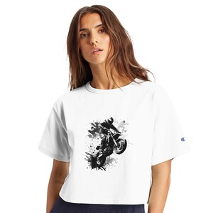 Women&#39;s Champion Cropped Fit T-Shirt