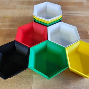 Vassoio esagonale impilabile per pezzi di gioco da tavolo in PLA