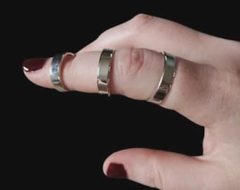 Adjustable Arthritis Ring for Pain Relief, Silver Joint Support Ring, Flexible Finger Splint Jewelry, Unisex Therapeutic Gift for Comfort