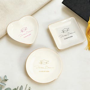 Personalisierte Keramik Ringschale, benutzerdefinierte Schmucktablett, Abschlussgeschenk (Klasse von 2026), Schmuckschale, Geschenk für Freund, Abschlussgeschenk für sie