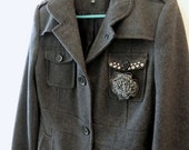 CLEARANCE // Vtg Kenneth Cole Reaction Studded Wool Blend Coat Women's Size 6 to 8 Commuter Outerwear Military Steampunk