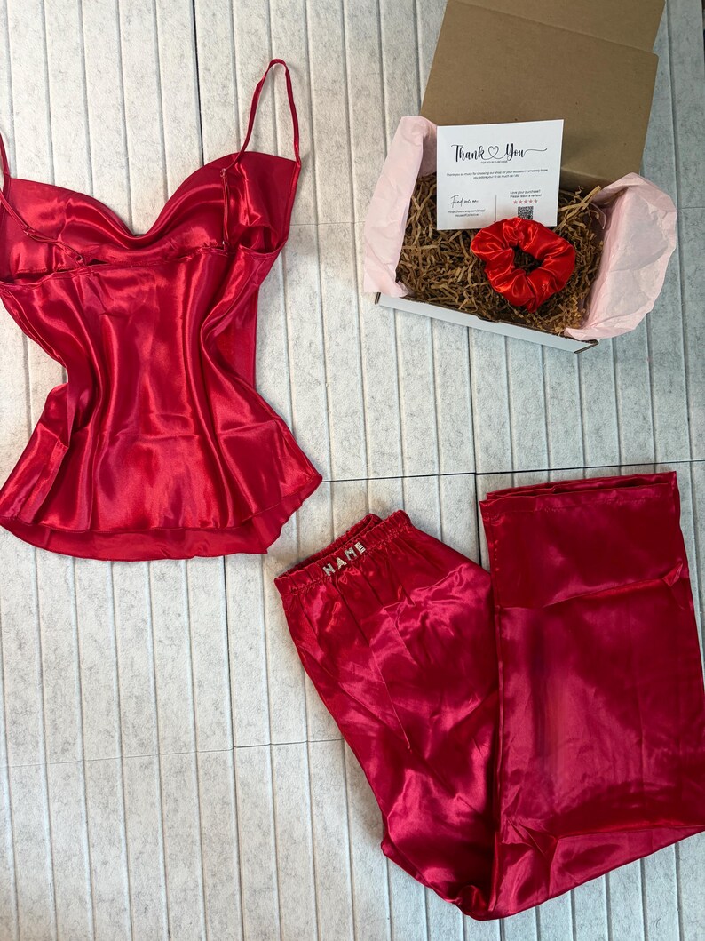 Roze, goud, rood, blauw lichtgewicht satijnen cami broek nachtkleding loungewear pyjama pyjama set l Personaliseerbaar AANGEPASTE GROOTTE BESCHIKBAAR l Valentijnscadeau afbeelding 18