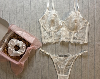 I Do White Corset Bralette Top & Thong Panty Lingerie Set l Personalizable l CUSTOM SIZING AVAILABLE l Ready to Present l Wife, Girlfriend