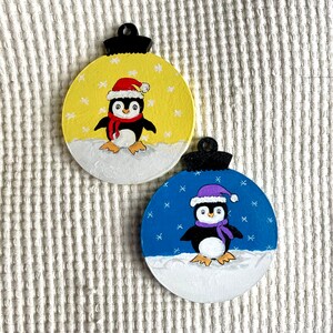 Penguin/ penguin ornament/ wood ornament